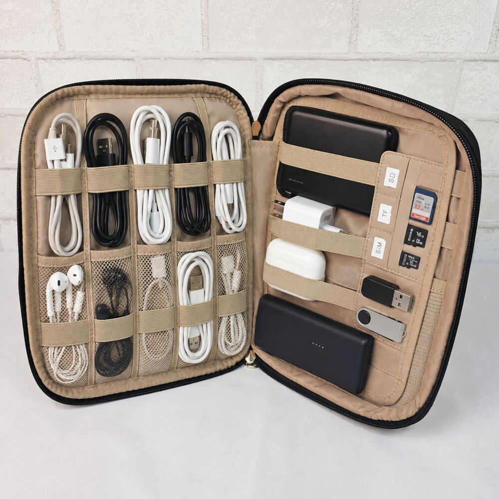 BAGSMART Cord Organizer Travel Tech Case Black Quilted Cable Storage NWT